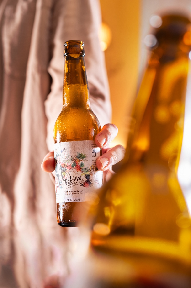 Bild von einer Bierflasche des Hausbiers der Sch&uuml;tzenstube